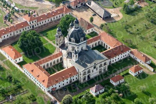 Pazaislio-vienuolynas