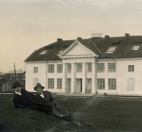 meno_mokykla_20_a_4_des_fotogr_stanisauskas