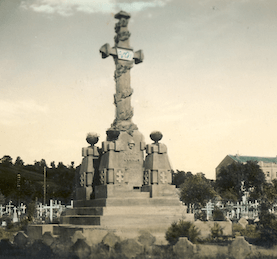 paminklas_zuvome_del_tevynes