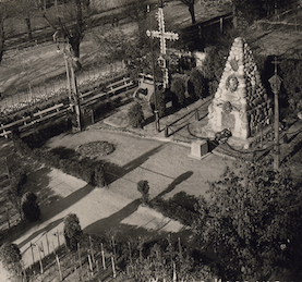 paminklas_zuvusiems_uz_lietuvos_laisve_20_a_3_des