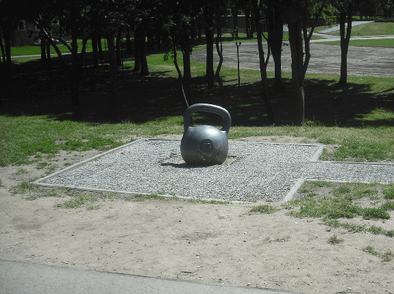 skulptura_gyra_svarstis_vosylius