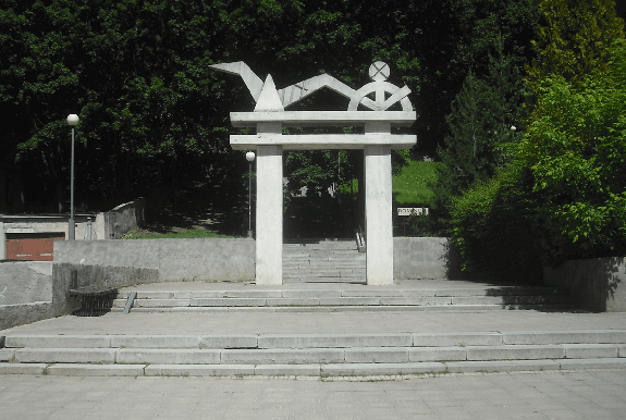 skulptura_saules_takas_narutis