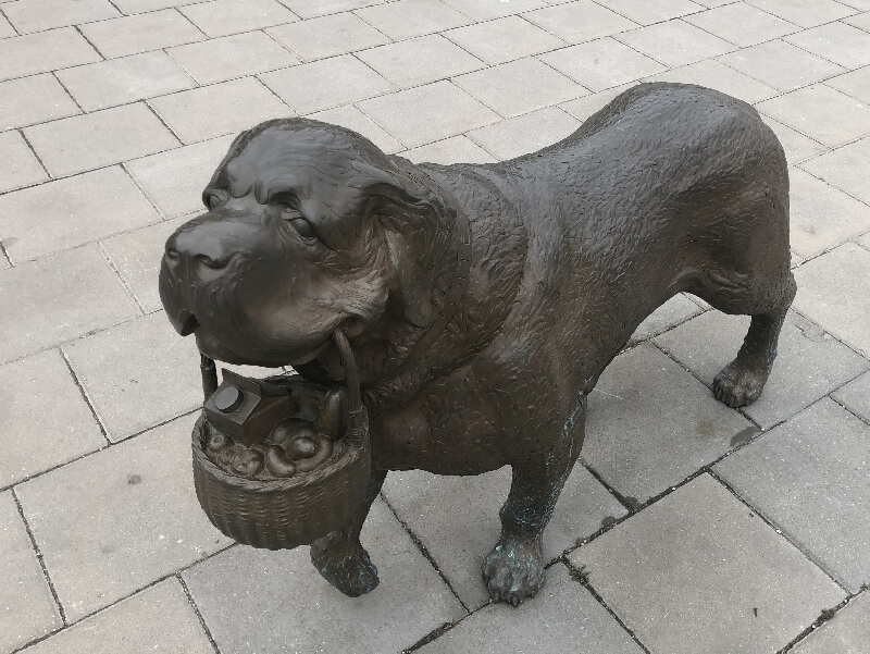 senbernares_Bites_skulpt_2020