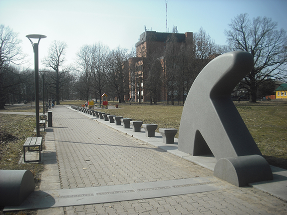 Lietuvos_verslo_aleja_skulptoriai_Slapikas_Pauliukaitis