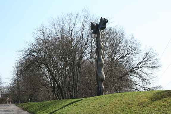 Paparcio_ziedas_skulptorius_Strioga